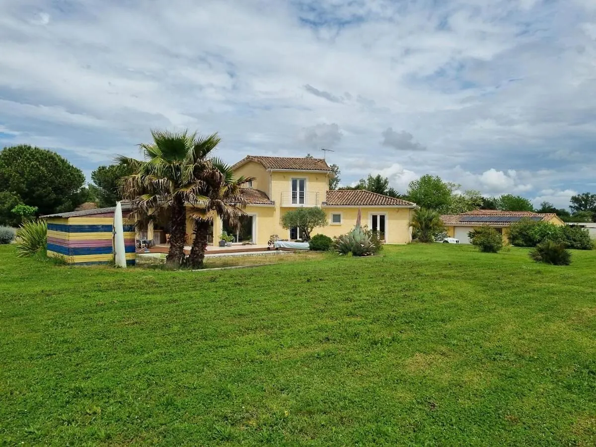 Villa Paisible Avec Piscine Proche Toulouse Eaunes Γαλλία